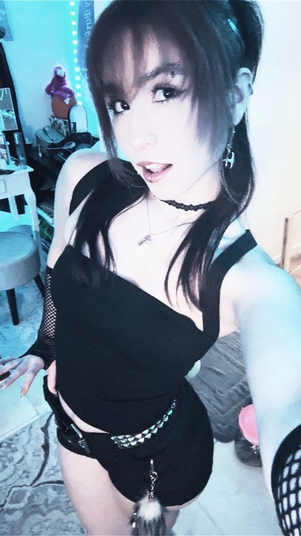 Alexxx